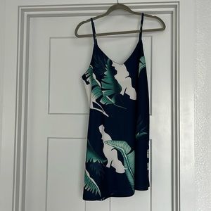 Amazon brand, size S, short tropical style dress